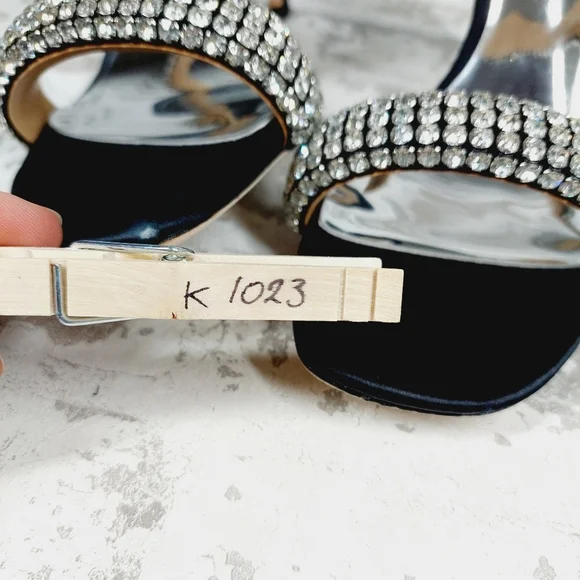 New Badgley Mischka Sade Black Rhinestone Strap Heeled Sandals K1023 - Picture 11 of 11